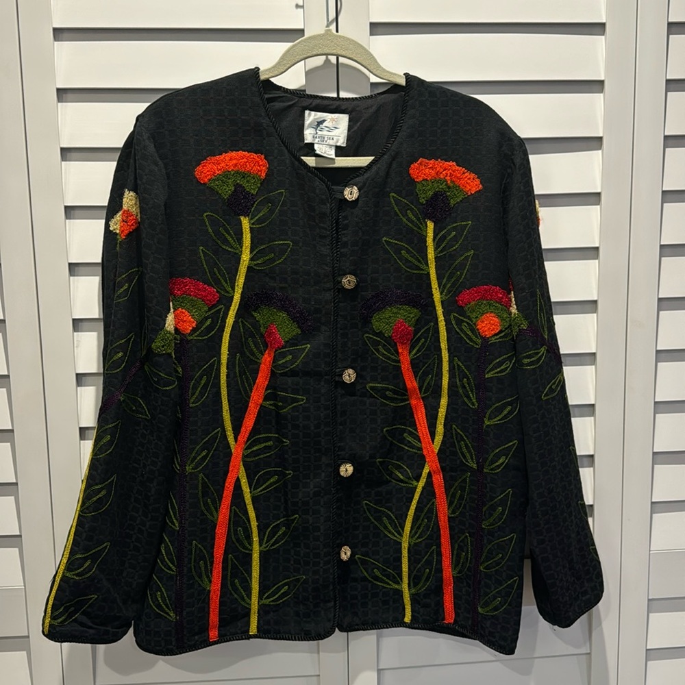 Earth Sea & Sky Vintage lined embroidered button down top with carved buttons.